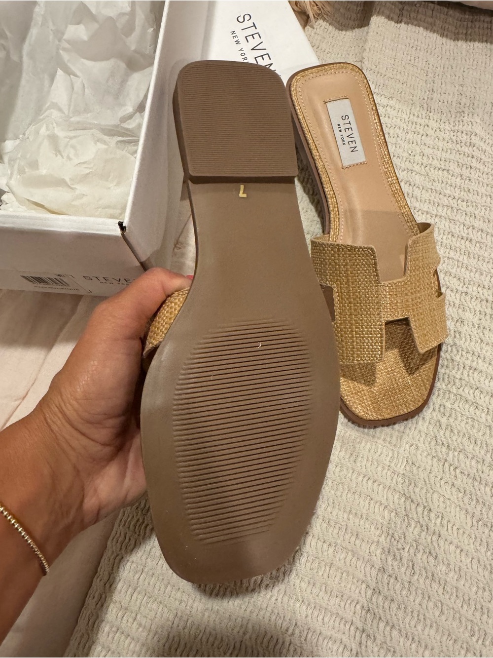 Raffia sandals - Picture 2 of 2